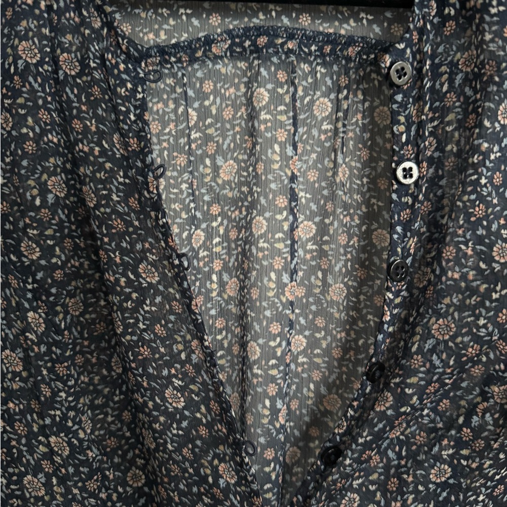Cropped Floral Tie-Front Blouse Small - Picture 3 of 7